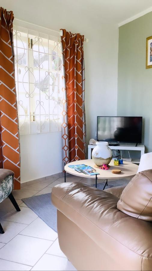 Epea Ocean View Apartment Tortoise Machabee Ngoại thất bức ảnh